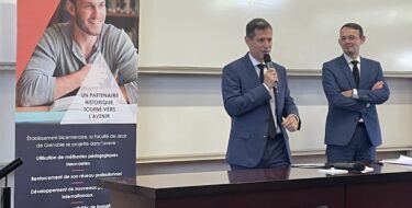 CEREMONIE DE REMISE DES DIPLOMES POUR LES LICENCES DE 3EME ANNEE DE LA FACULTE DE DROIT DE VALENCE